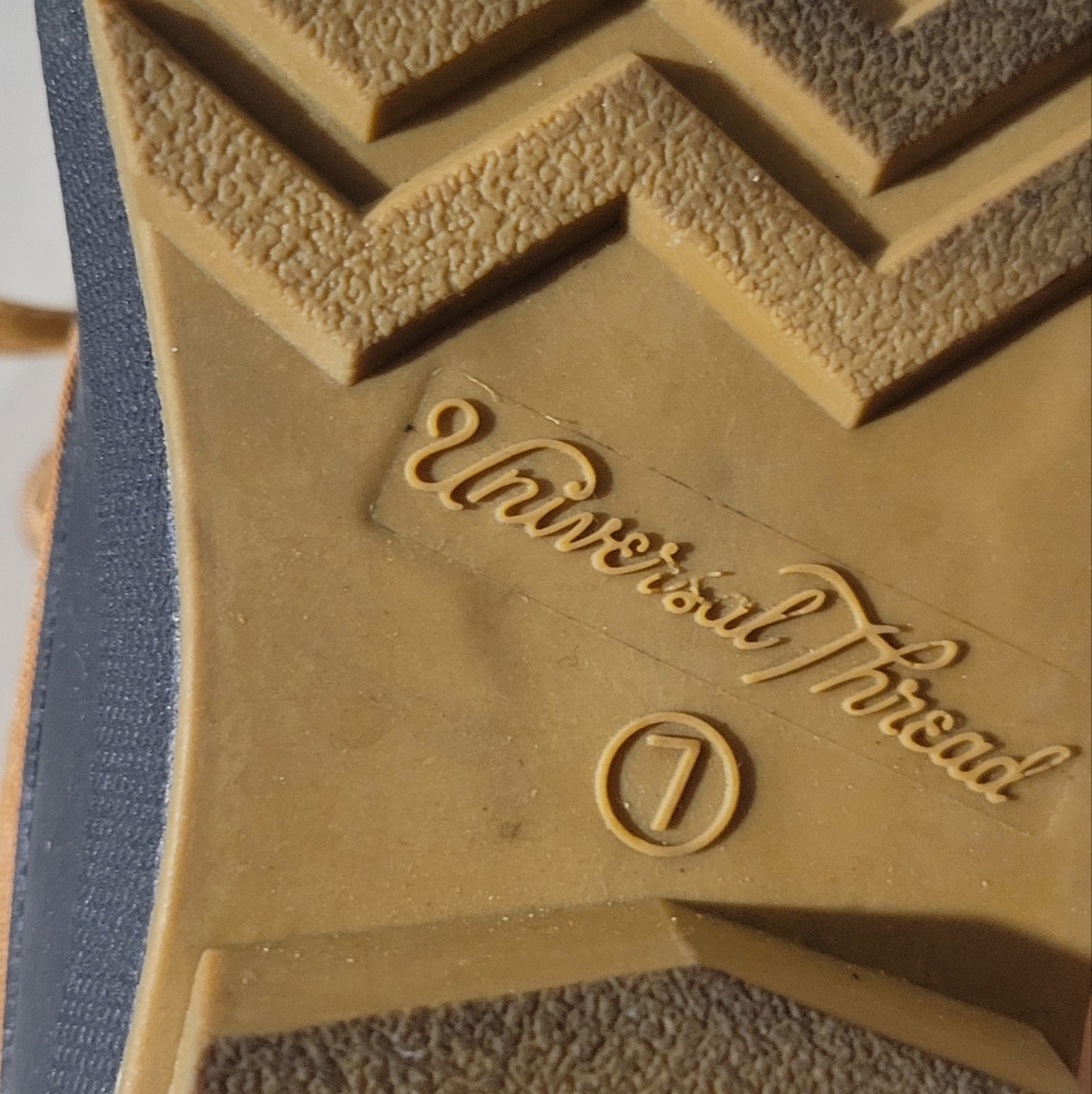 Universal Thread Boots - Picture 5 of 6